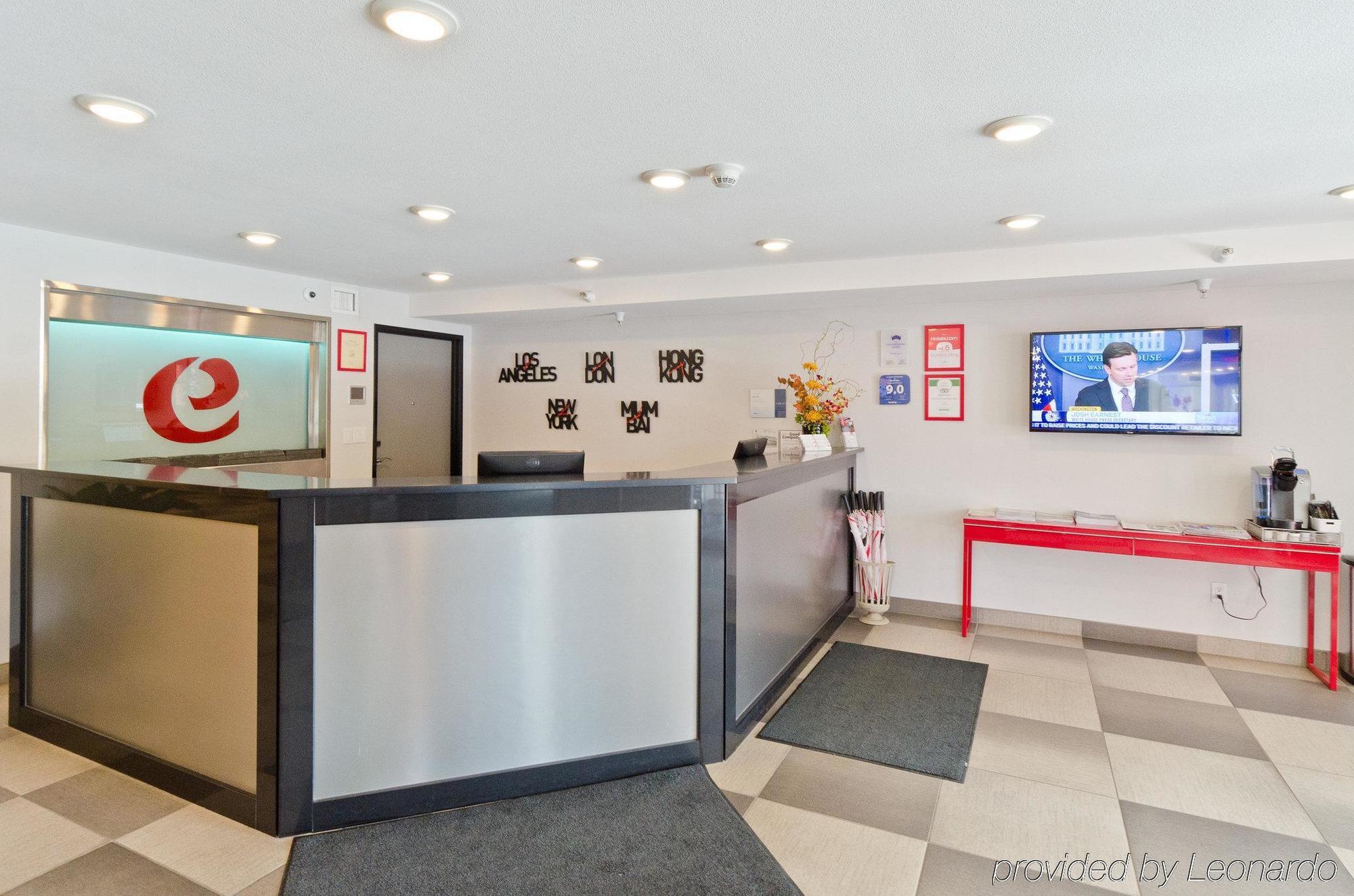 Hotel Elan YYC Dış mekan fotoğraf